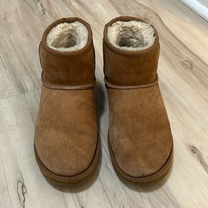 Classic Ugg Mini